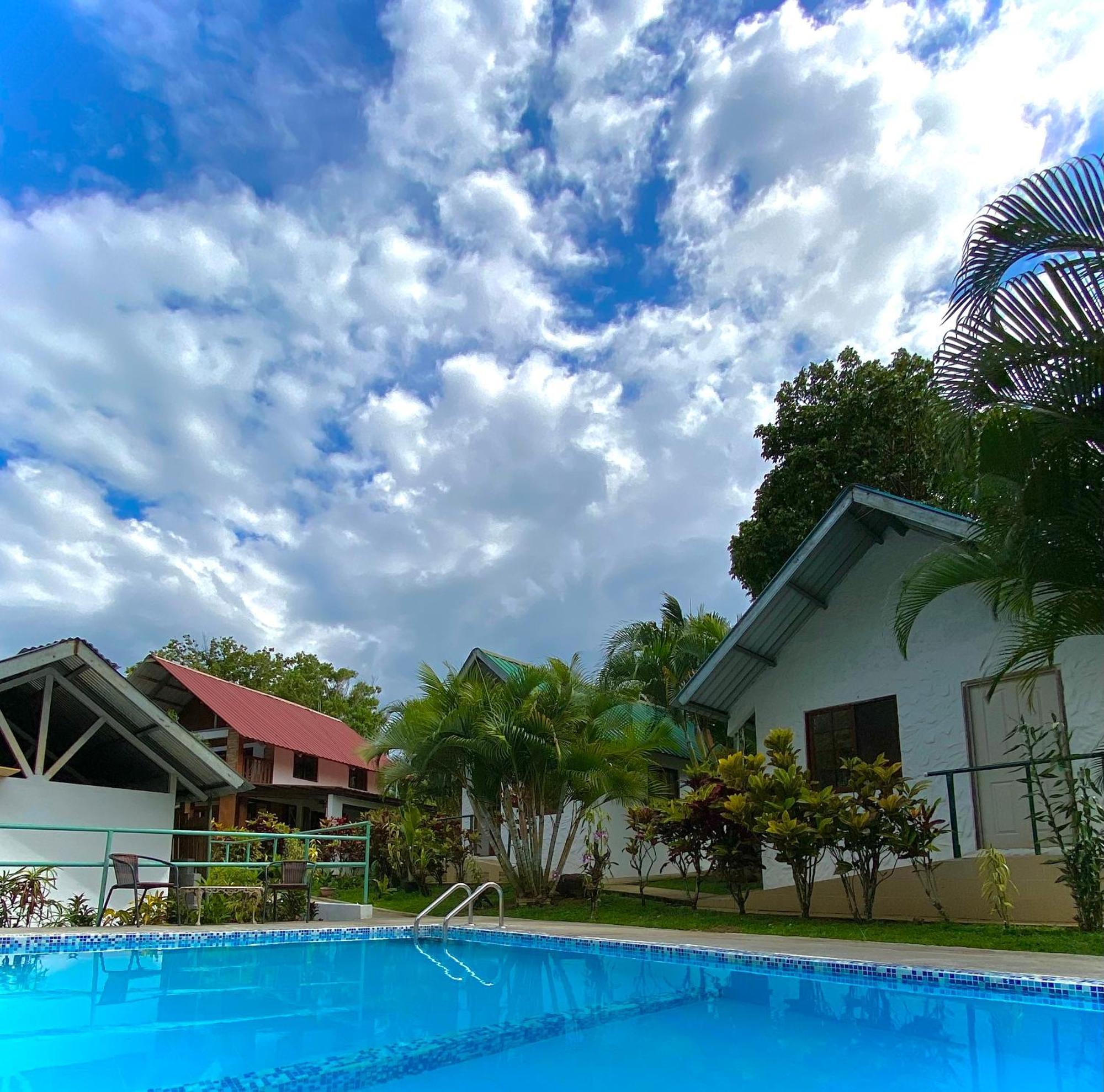 Rainforest Yasmin Hotel Santa Fe  Exterior photo